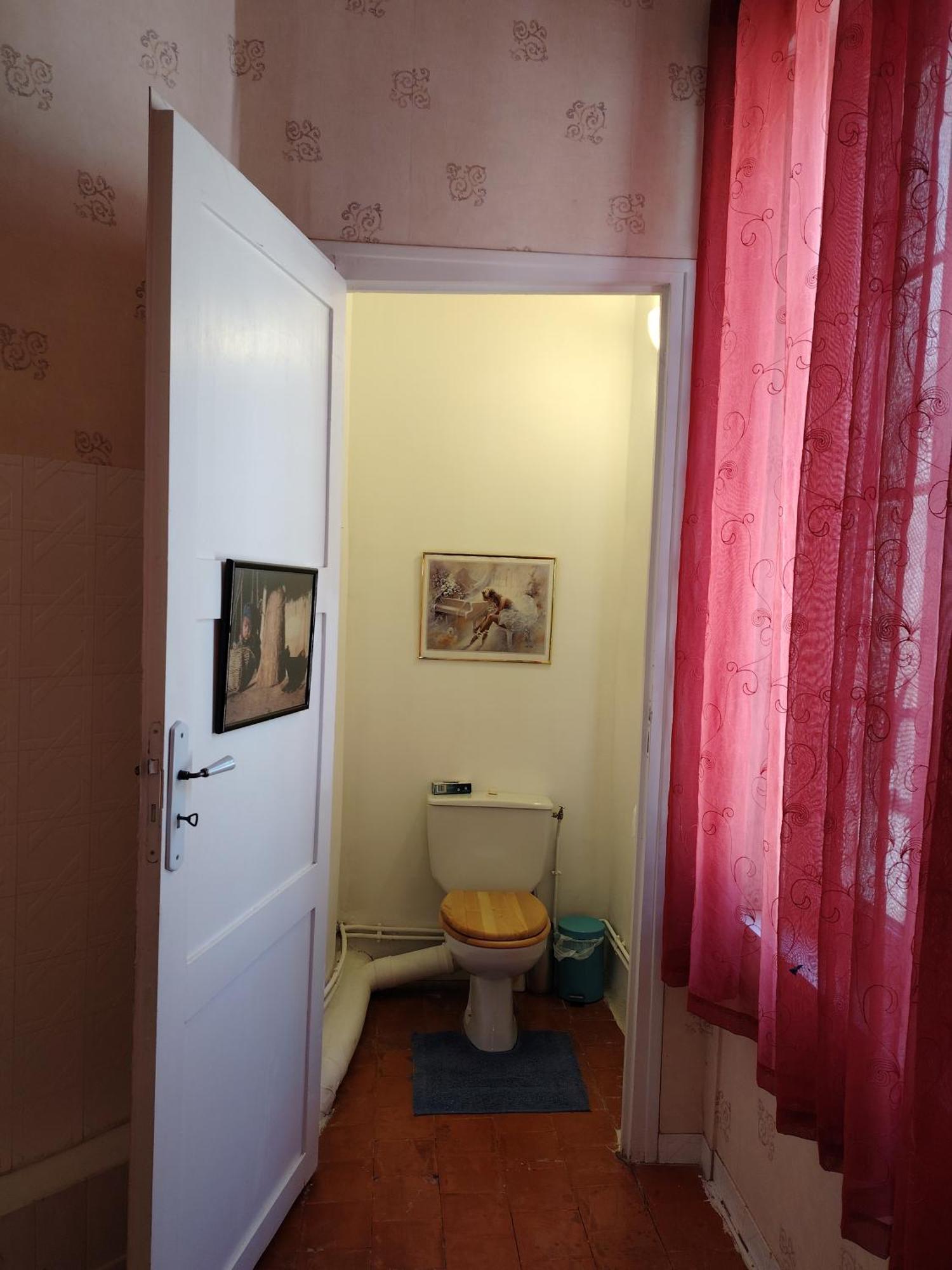 Les Volets Bleus Bed & Breakfast Salleles-d'Aude Exterior photo